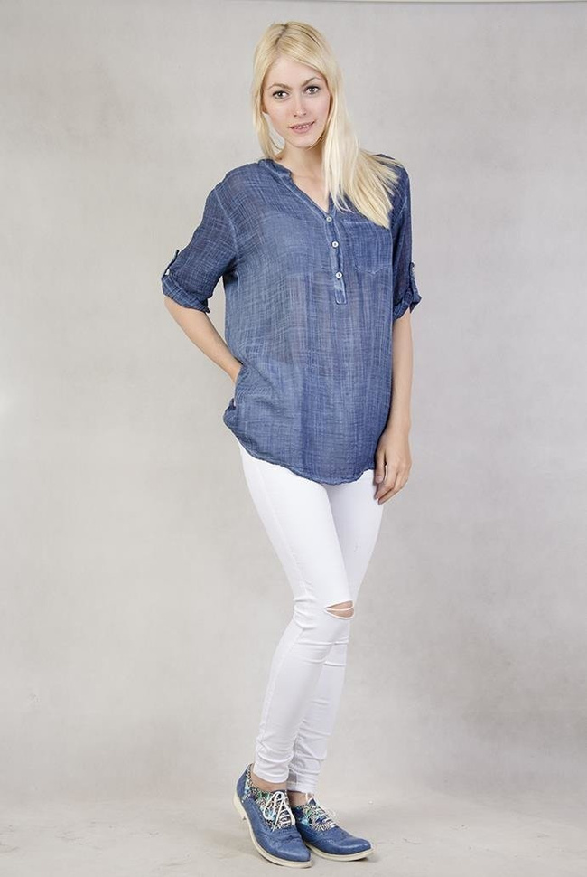 Bluzka granatowa z guziczkami i kieszonką