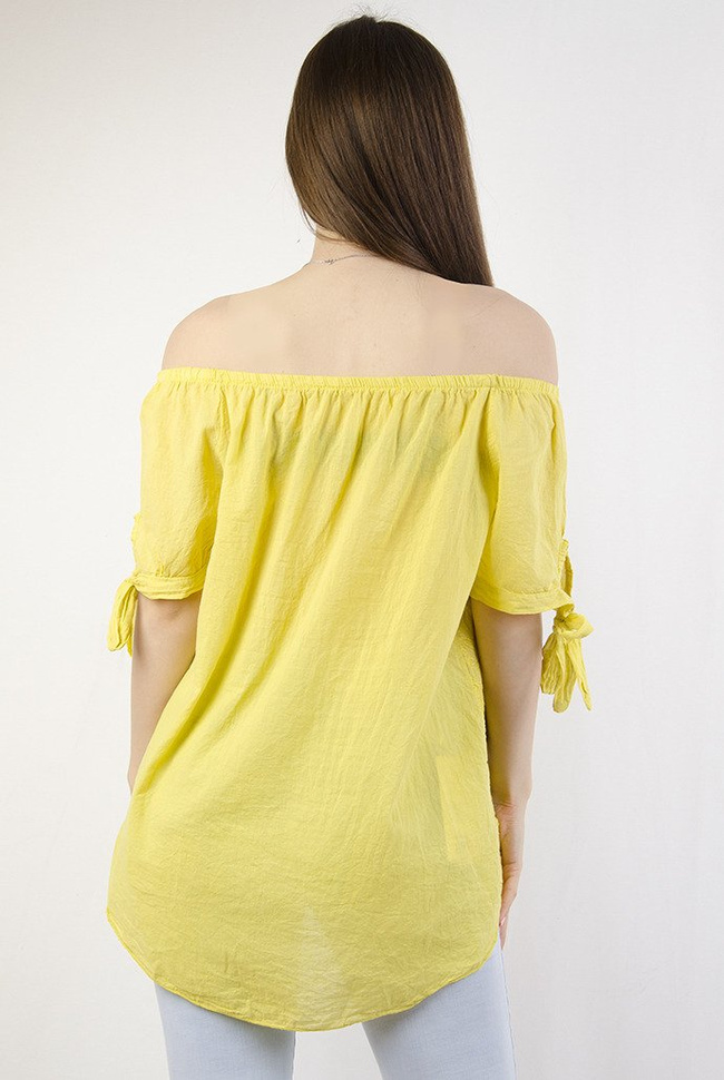 Żółta bluzka ze wzorami na dole