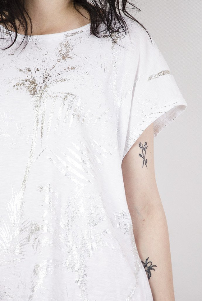 Biała bluzka w srebrne palmy