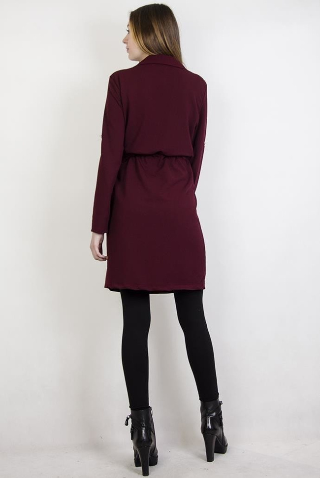 Bordowa sukienka ze ściągaczem w talii