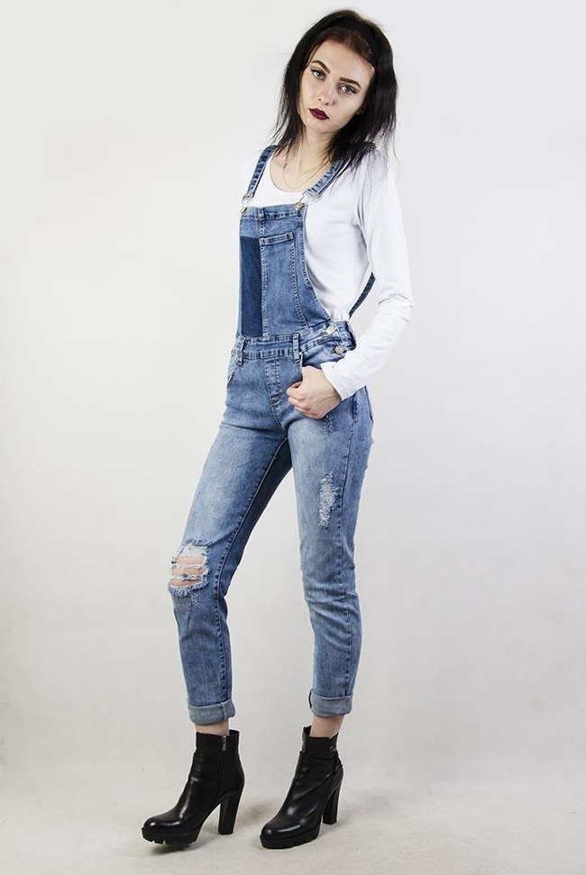 Spodnie jeansowe ogrodniczki, z przetarciami