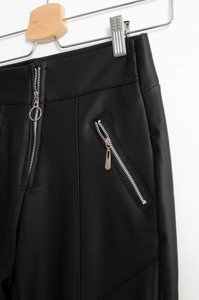 CZARNE WOSKOWANE LEGGINSY Z PRZESZYCIAMI- WYSOKI STAN