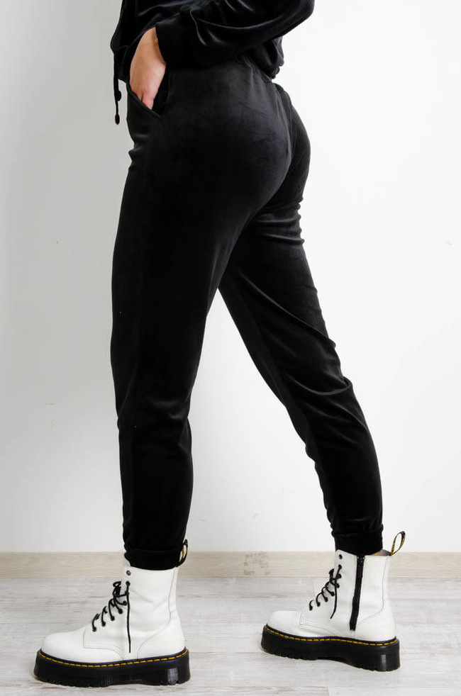 CZARNE WELUROWE SPODNIE DRESOWE