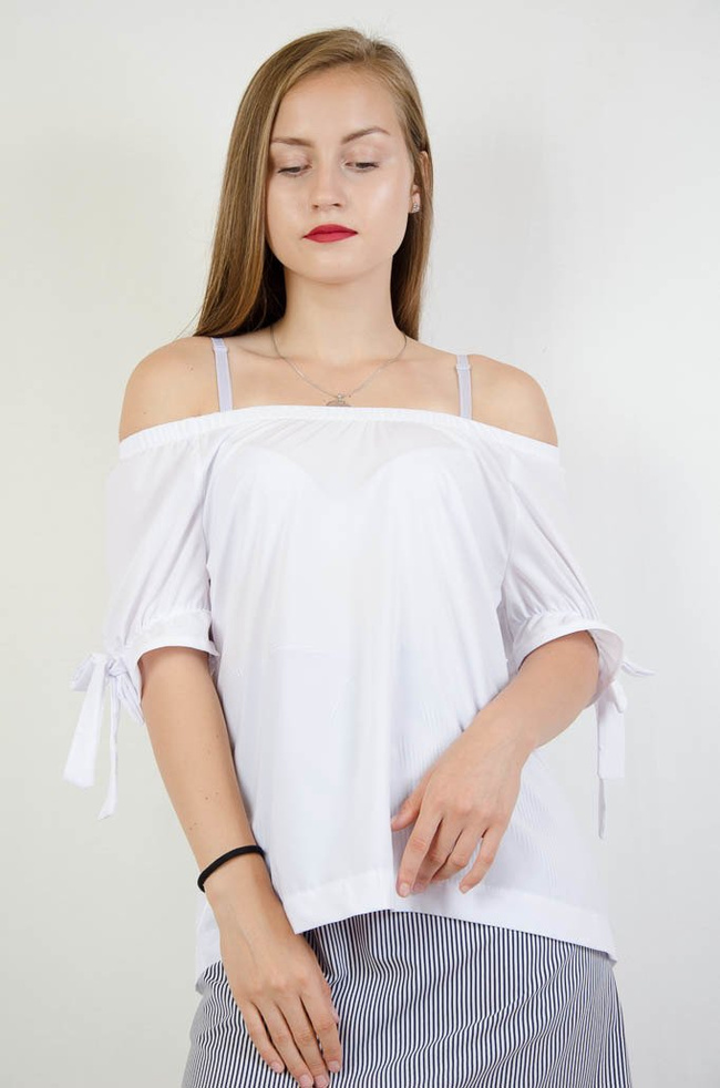 Biała bluzka z wiązaniem na rękawach