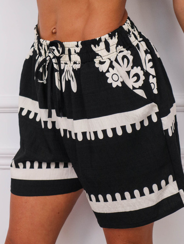 SZORTY WZORZYSTE Z WIĄZANIEM W PASIE- CZARNE