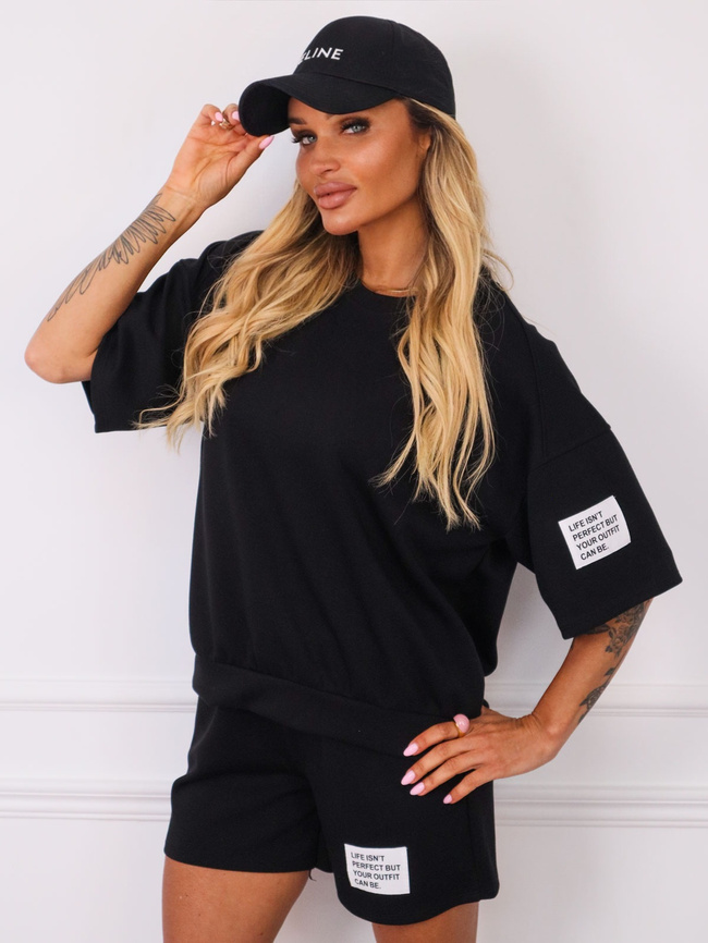 KOMPLET SZORTY+ T-SHIRT Z NASZYWKĄ- CZARNY