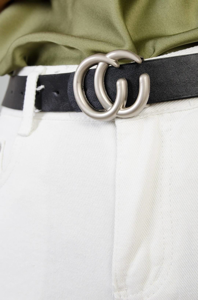 BIAŁE SPODNIE MOM FIT Z SZARPANIAMI + PASEK DUŻE ROZMIARY (S-4XL)