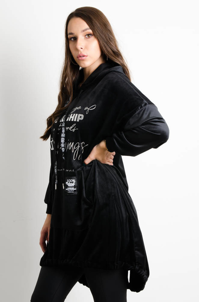 CZARNA ASYMETRYCZNA TUNIKA Z NAPISEM