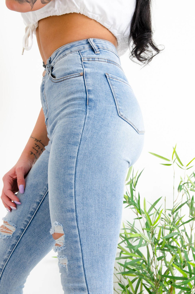 JASNE SPODNIE JEANSOWE Z PRZETARCIAMI-WYSOKI STAN