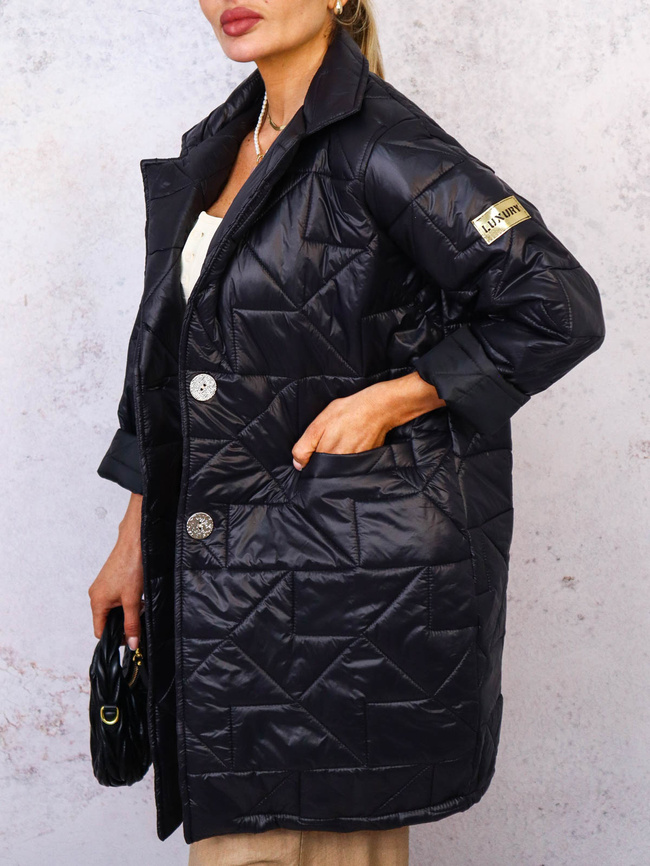 PIKOWANY PŁASZCZ ZAPINANY NA ZŁOTE GUZIKI- CZARNY