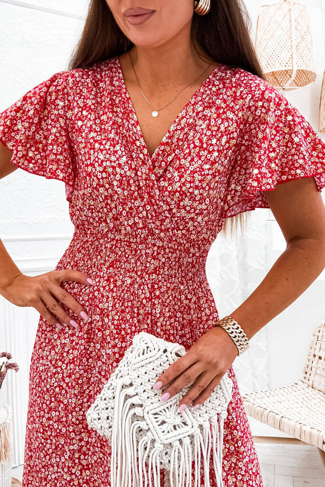 SUKIENKA MAXI W KWIATY I ZŁOTE GWIAZDKI DEKOLT KOPERTOWY-CZERWONA