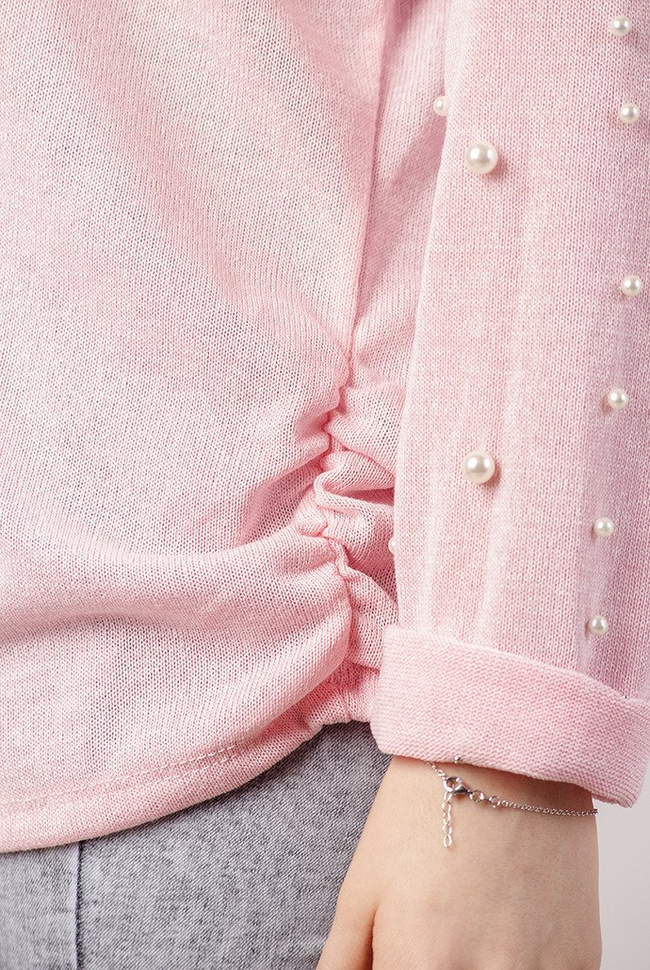 Różowa bluzka z koralikami