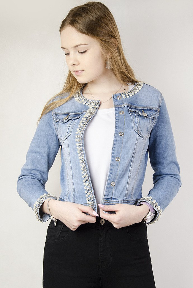 Jeansowa kurtka z perełkami