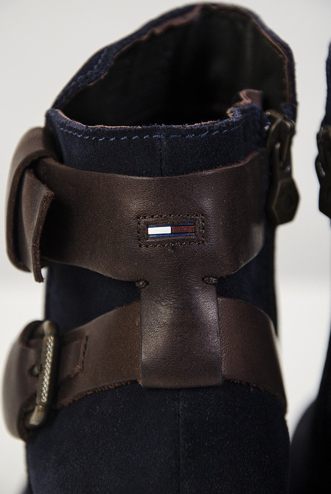 Tommy Hilfiger granatowe botki z paskami