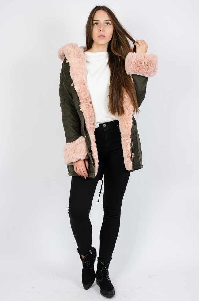 Zielona kurtka parka z różowym futerkiem