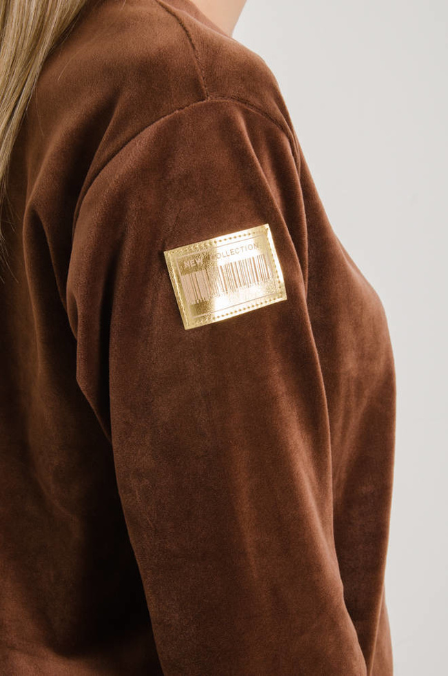 KOMPLET DRESOWY WELUROWY Z OZDOBNĄ NASZYWKĄ- CIEMNOBRĄZOWY