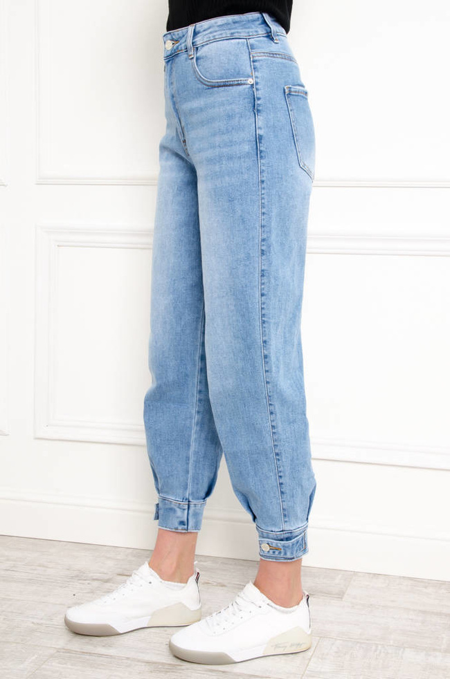SPODNIE JEANSOWE Z WYSOKIM STANEM - ZAPIĘCIE NA DOLE NOGAWKI