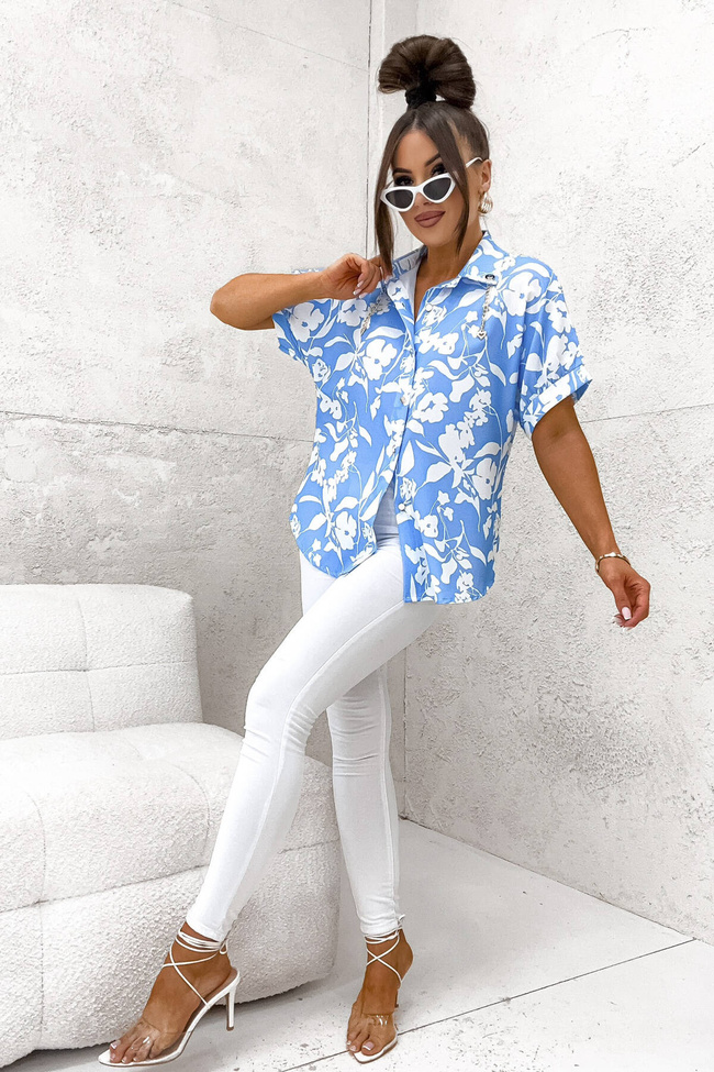 WZORZYSTA BLUZKA ZAPINANA NA GUZIKI Z ŁAŃCUSZKAMI-NIEBIESKA