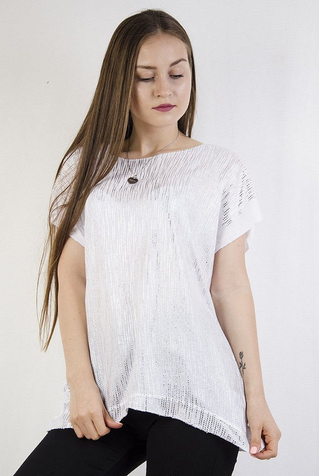 Biała bluzka ze srebrną aplikacją