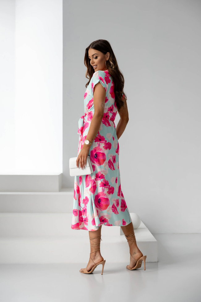 SUKIENKA KOPERTOWA MIDI W KWIATY Z WIĄZANIEM- FUKSJA