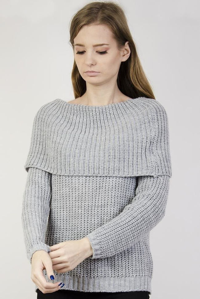 Szary sweter z golfem ściąganym na ramiona