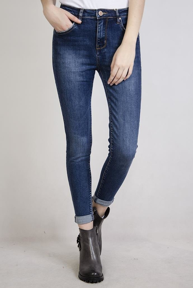 Jeansowe spodnie przylegające