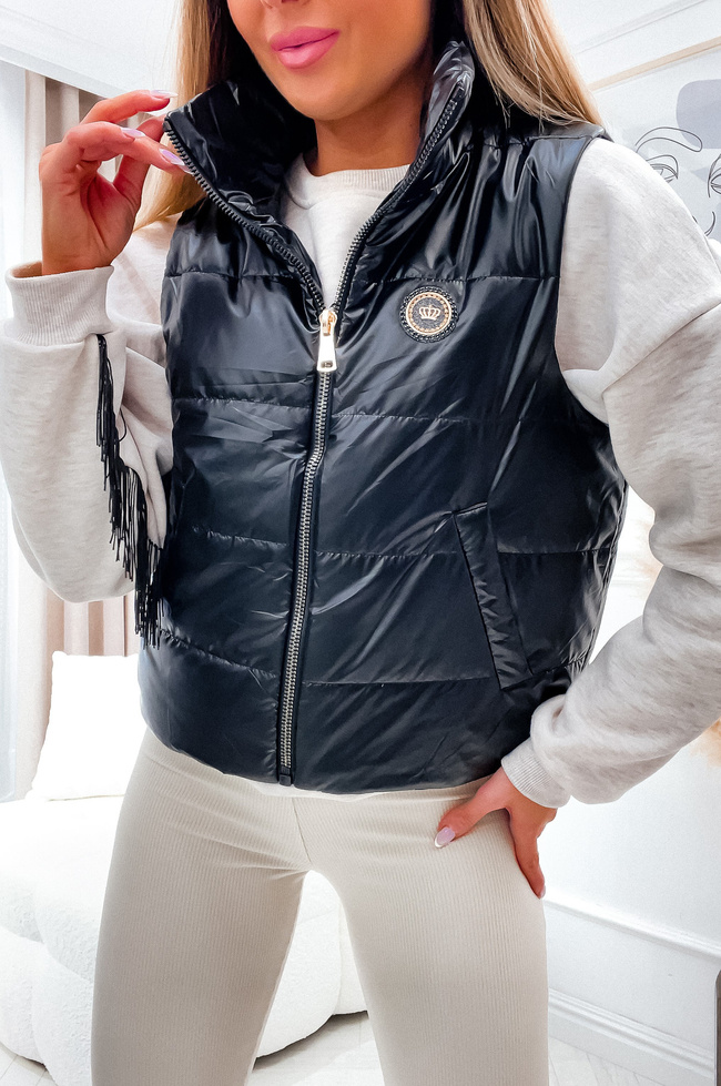 KAMIZELKA PIKOWANA Z NASZYWKĄ- CZARNA