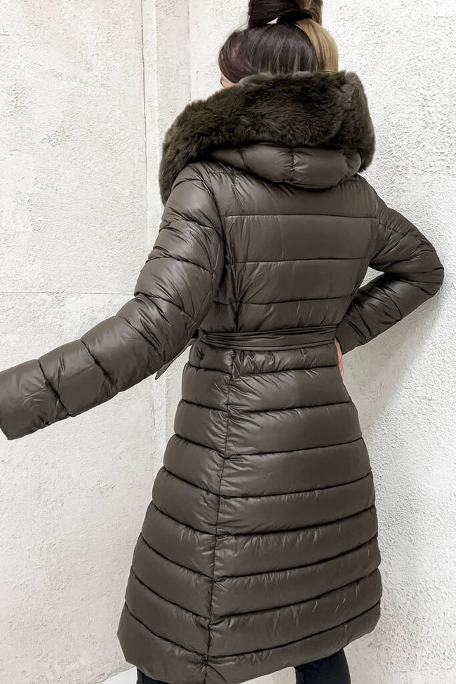 PIKOWANY PŁASZCZ ZE ZŁOTYMI GUZIKAMI I PASKIEM- CIEMNA ZIELEŃ