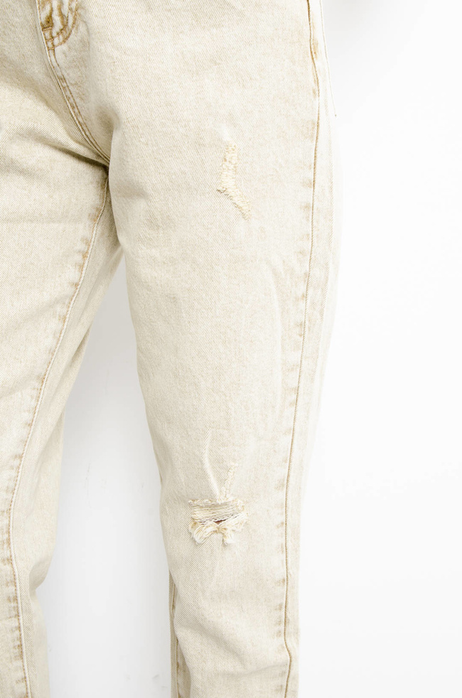 SPODNIE JEANSOWE MOM FIT Z DZIURAMI- BEŻOWE