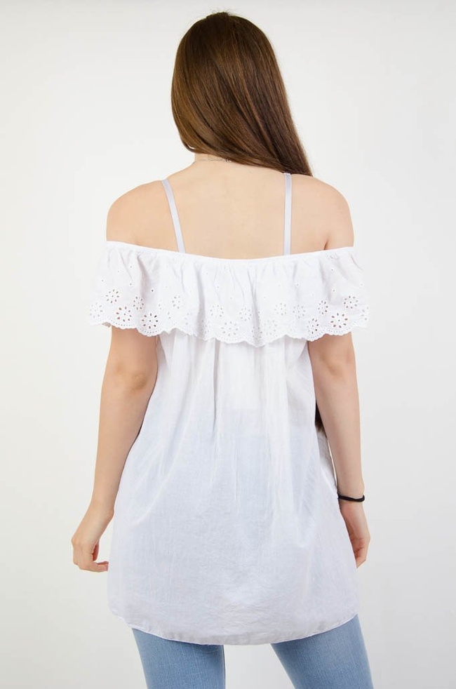 Biała hiszpanka z ażurowymi wycięciami 
