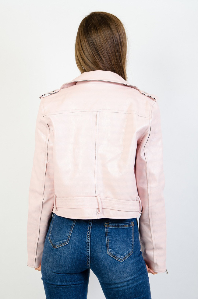 Różowa kurtka ramoneska z zamkami przy rękawach