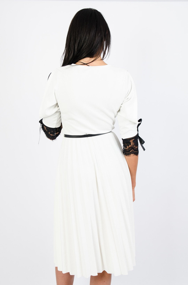 BIAŁA SUKIENKA MIDI Z PLISOWANYM DOŁEM + PASEK 