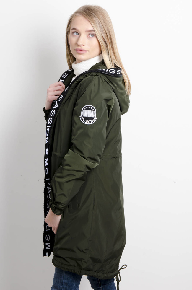 KURTKA PARKA Z KAPTUREM W KOLORZE ZIELONYM