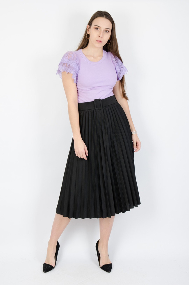 Czarna plisowana spódnica midi z paskiem