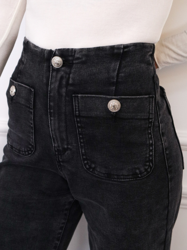 SPODNIE JEANSOWE Z OZDOBNYMI GUZIKAMI I KIESZENIAMI Z PRZODU- CZARNE