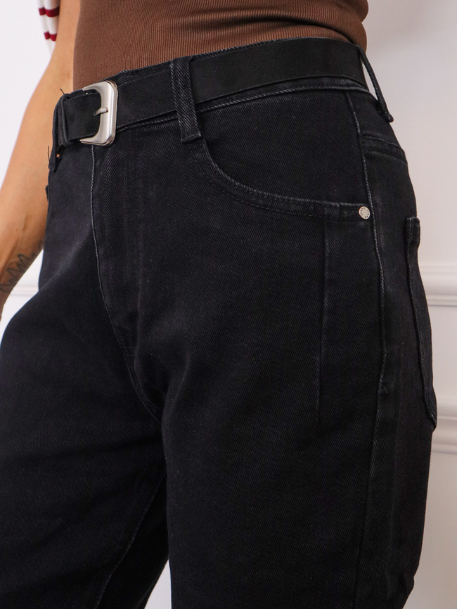SPODNIE JEANSOWE PLUS SIZE MOM FIT Z PRZESZYCIAMI PRZY KIESZENIACH+ PASEK- CZARNE