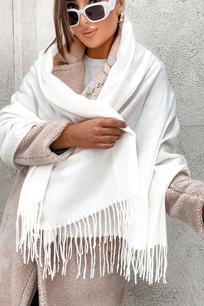 KLASYCZNY SZAL Z FRĘDZLAMI- BIAŁY