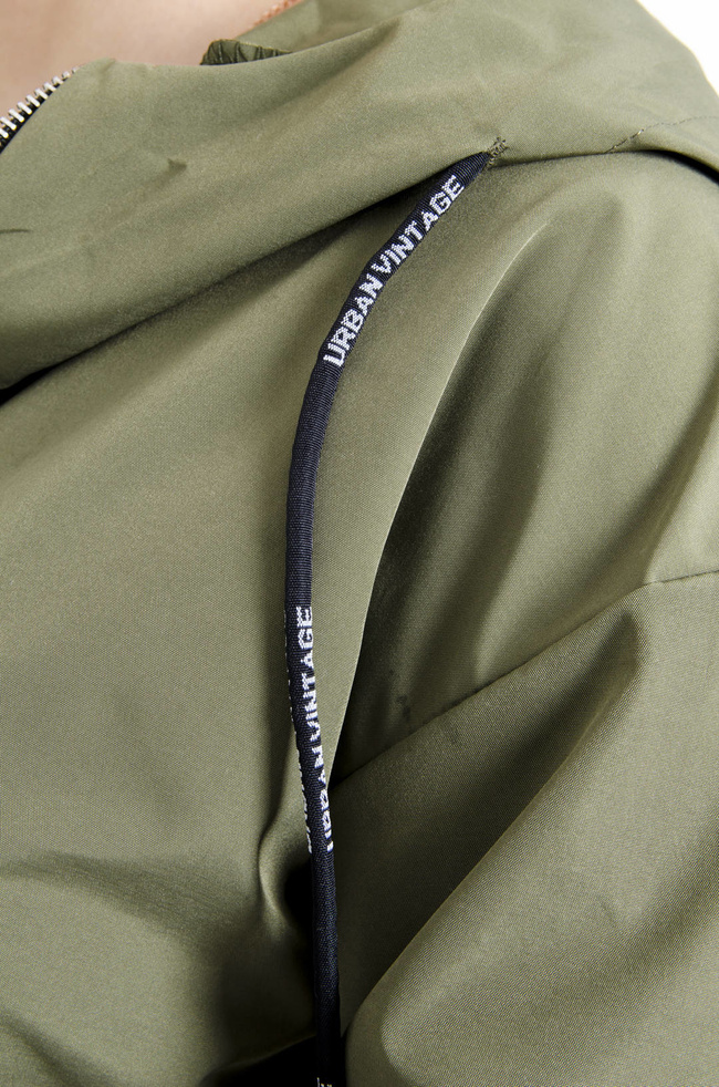 KURTKA PRZEJŚCIOWA ZIELONA