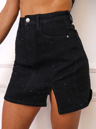 SPÓDNICA JEANSOWA W CYRKONIE Z UKRYTYMI SZORTAMI- CZARNA