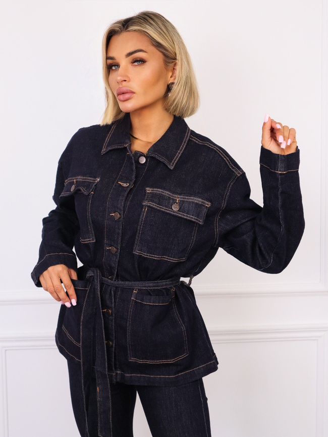 KURTKA JEANSOWA Z KIESZENIAMI WIĄZANA W PASIE- CIEMNOJEANSOWA