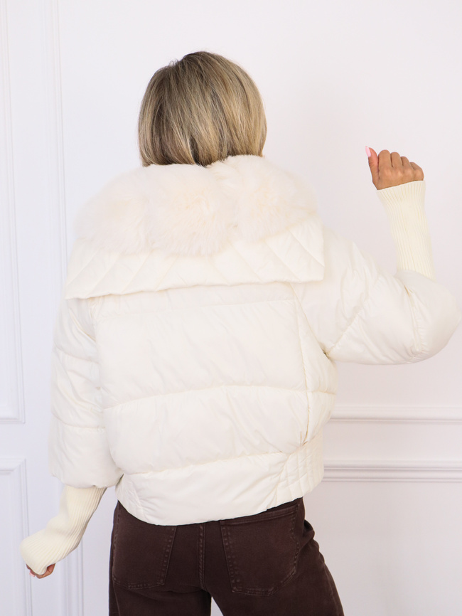 KURTKA KRÓTKA Z ODPINANYM FUTERKIEM- EKRI