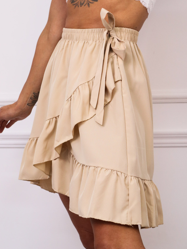 SPÓDNICA Z FALBANAMI WIĄZANA W PASIE- BEŻOWA