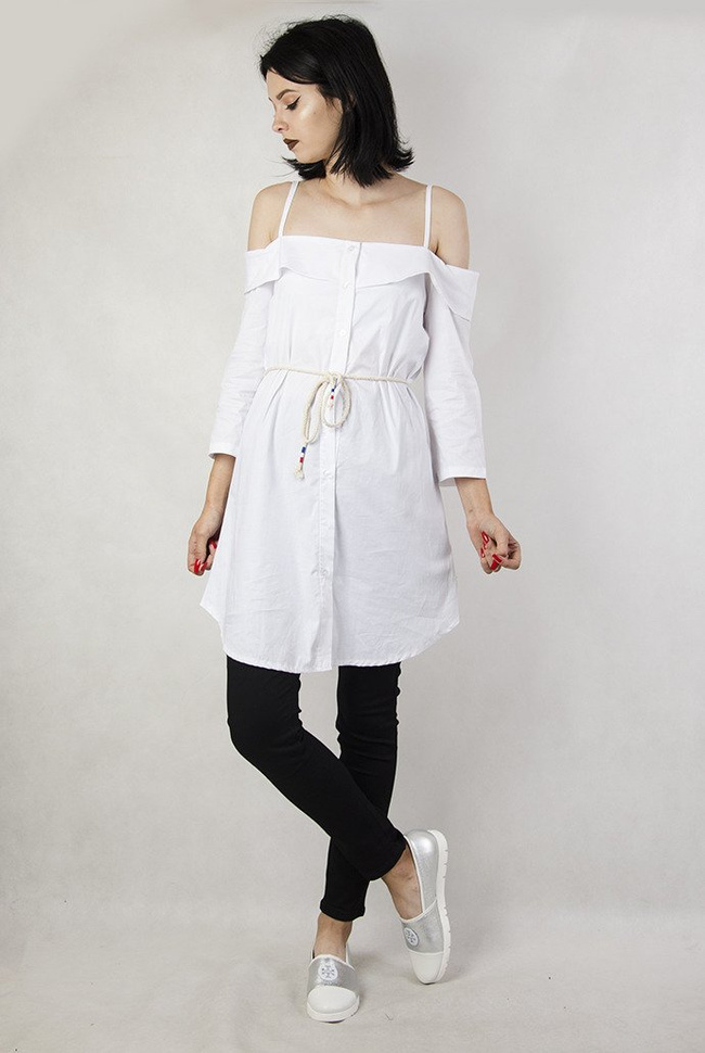 Przedłużana, biała koszula na ramiączka