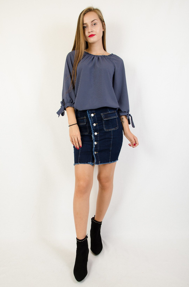 Granatowa spódniczka jeansowa z guzikami
