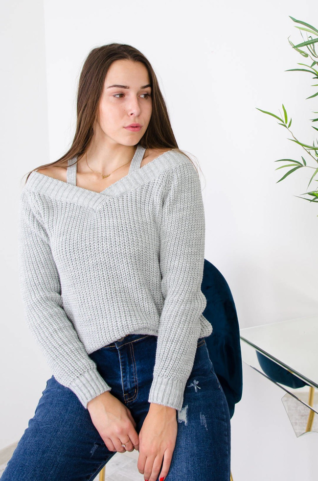SZARY SWETER NA RAMIĄCZKACH