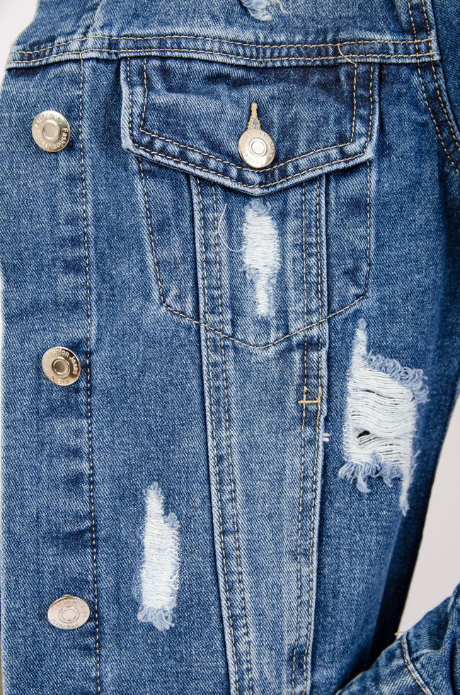 Krótka kurtka jeansowa w kolorze ciemnego jeansu