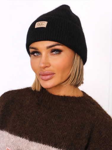 ZIMOWA CZAPKA Z NASZYWKĄ LGC- CZARNY