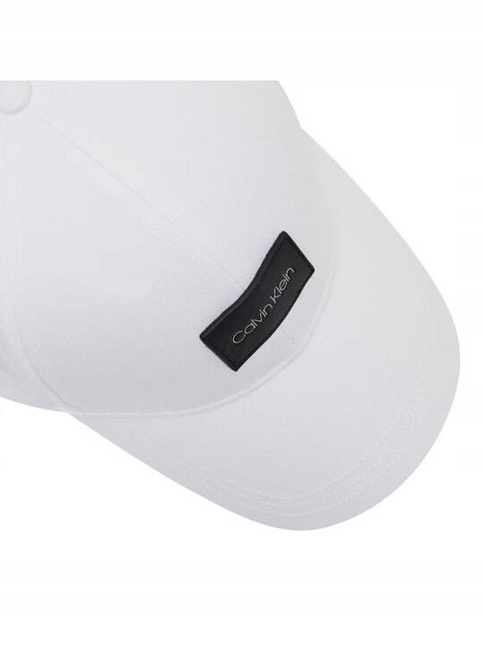 CZAPKA Z DASZKIEM CALVIN KLEIN CCK4202