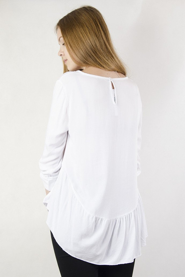 Biała, asymetryczna bluzka z odcięciem na dole