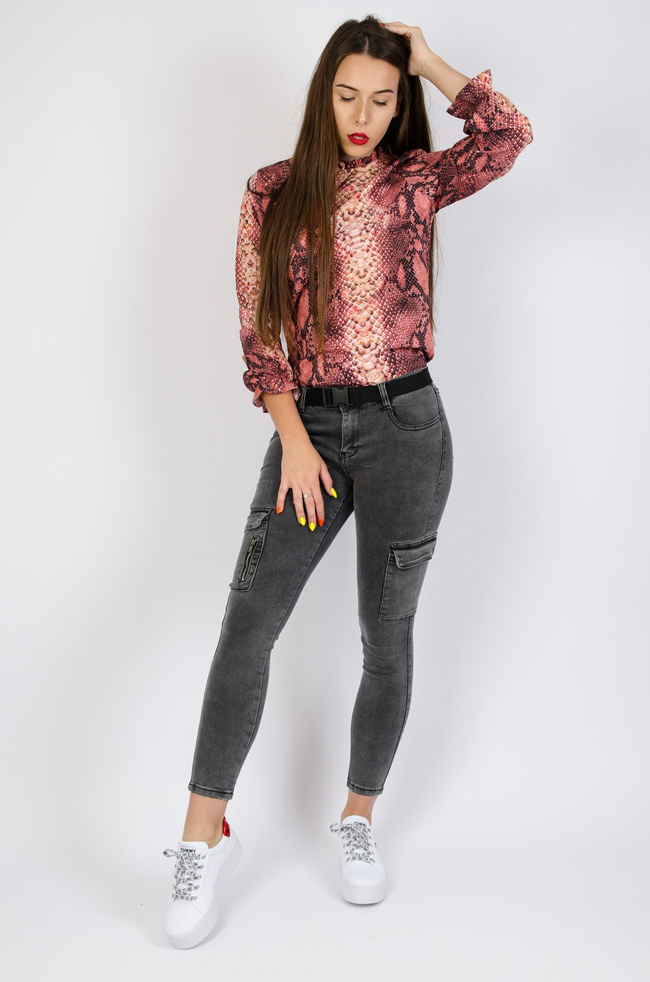 Szare spodnie jeansowe z kieszeniami z boku 